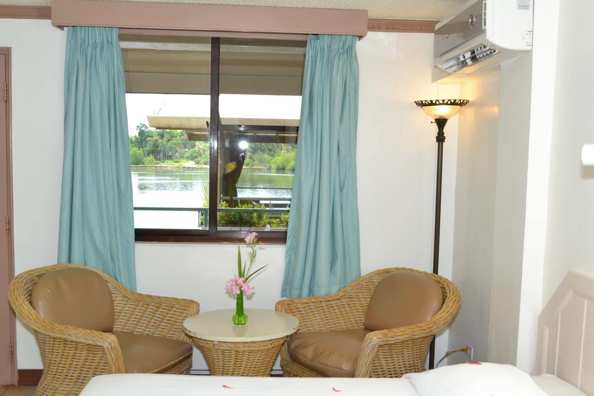 Hotel West Plaza By The Sea Koror Exterior foto